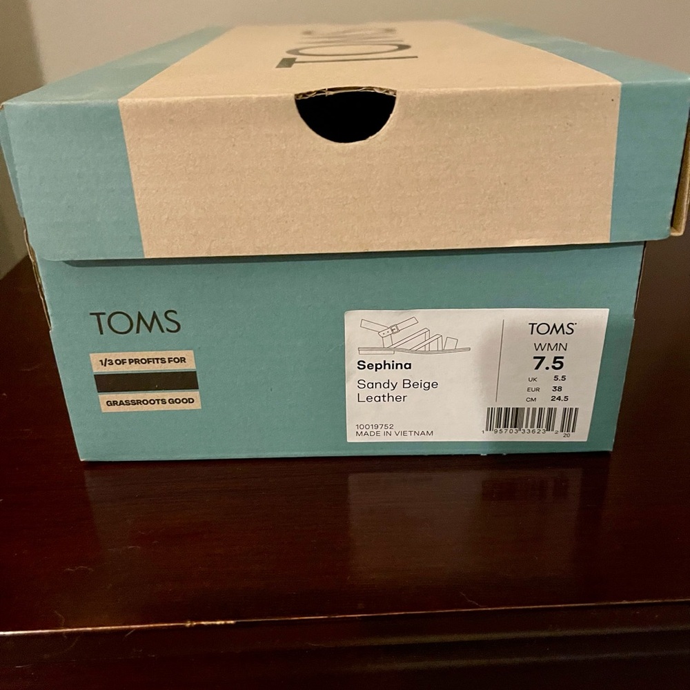 Toms Women's Sephina Tan Strappy Sandals - Picture 5 of 5